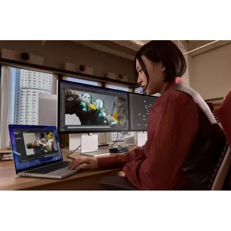 Monitor Apple Studio Display XDR — 27 inch 5K (5120×2880), LED, nanotextúrové sklo, naklápací a výškovo nastaviteľný stojan, strieborná