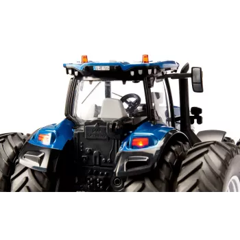 Siku 6738 diaľkovo ovládaný (RC) model traktor elektromotor 1:32