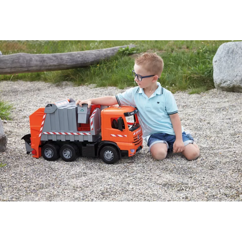 Lena GIGA TRUCKS smetiarske auto Arocs s nálepkami