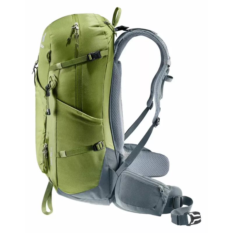 Turistický batoh DEUTER Trail Pro 33 — 33 l, polyamid, pláštenka, vetranie, bedrový pás