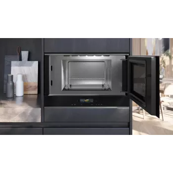 Siemens iQ700 BE732R1B1 mikrovlnná rúra čierna kombinovaná mikrovlnná rúra vstavaná 21 l 900 W