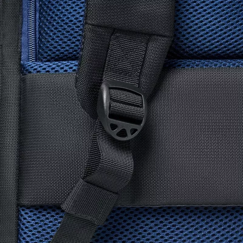 Batoh Rivacase 8425 40,6 cm (16 palcov) čierny rukoväť ramenný popruh