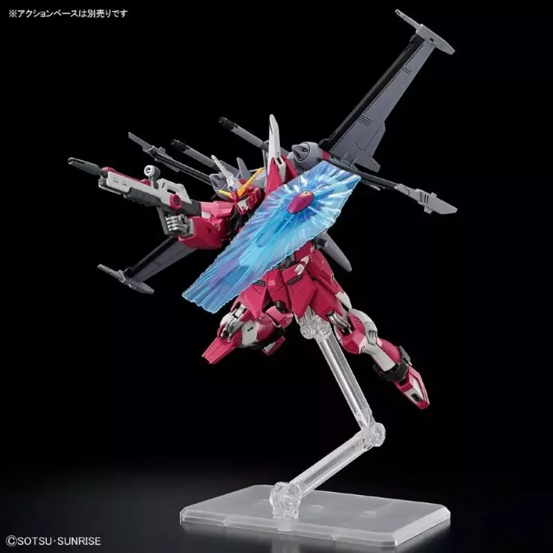 Plastová stavebnica Bandai HGCE 1/144 Infinite Justice Gundam Type II — mierka 1/144