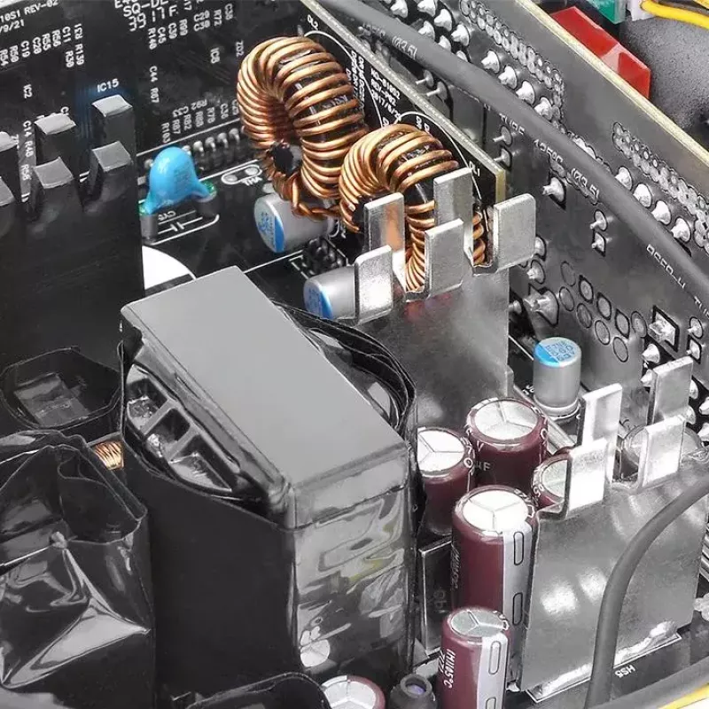 Napájací zdroj Thermaltake Toughpower Grand RGB 750W