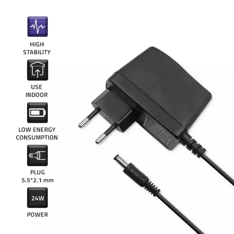 Nabíjačka pre mobilné zariadenia Qoltec 52397 univerzálna čierna AC interiér 2A 220-240V