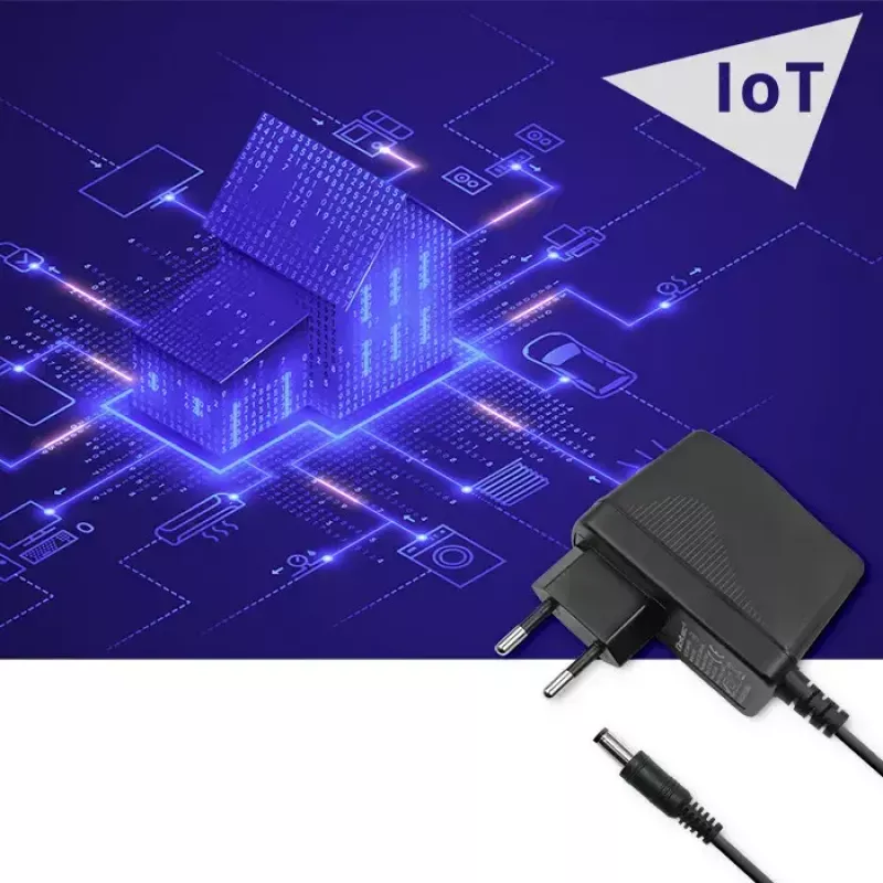 Nabíjačka pre mobilné zariadenia Qoltec 52397 univerzálna čierna AC interiér 2A 220-240V