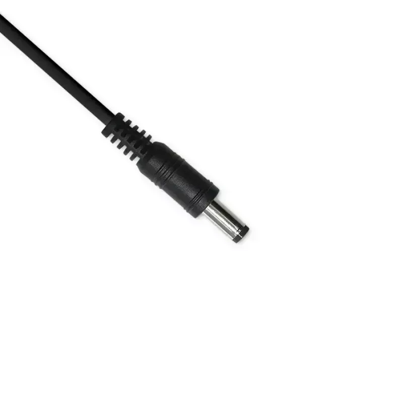 Nabíjačka pre mobilné zariadenia Qoltec 52397 univerzálna čierna AC interiér 2A 220-240V