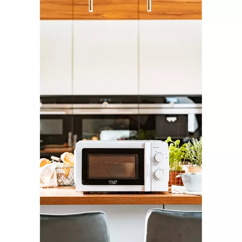 Mikrovlnná rúra solo Adler AD 6205, 700 W, 20 L
