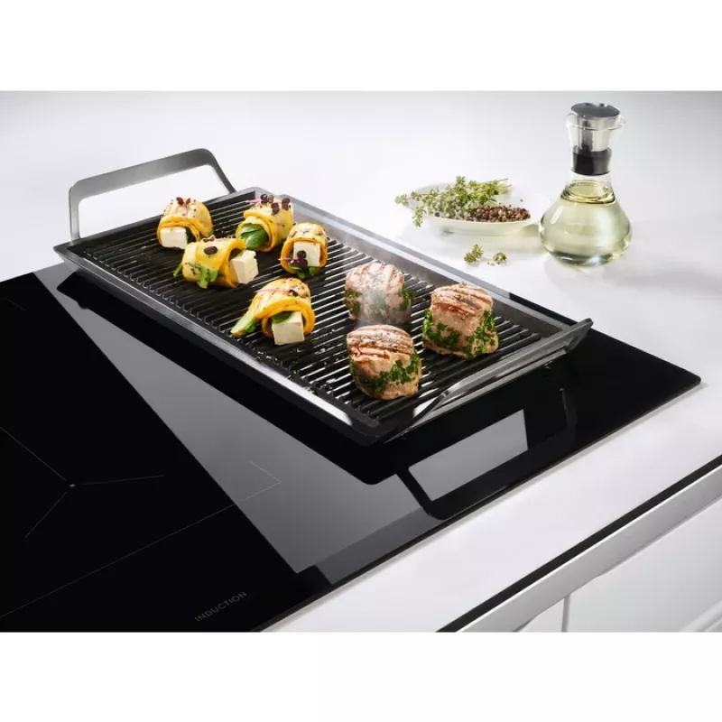 Electrolux EIV835 čierna vstavaná 80 cm indukčná varná doska so zónami 5 zón