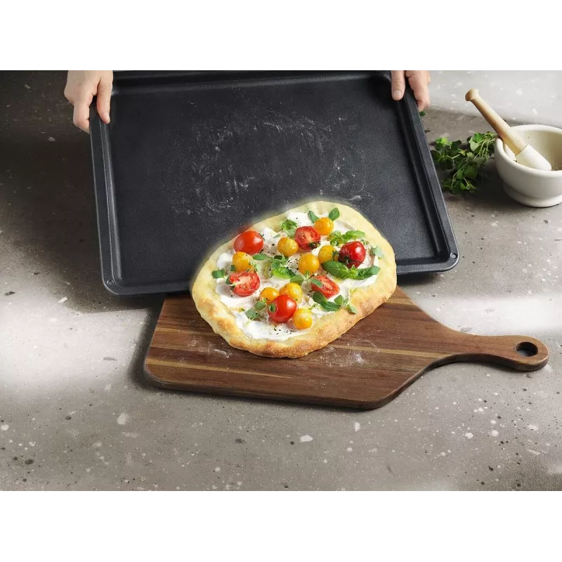 Plech na pečenie Electrolux E9OOAF11 — obdĺžnikový 385×465×25 mm, nepriľnavý, čierny