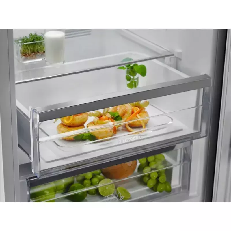 Electrolux LNC7ME32X3 voľne stojaca 330 L nerez