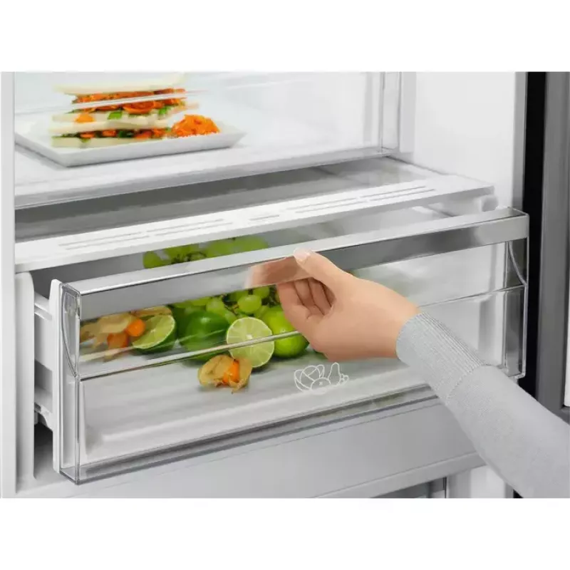 Electrolux LNC7ME32X3 voľne stojaca 330 L nerez