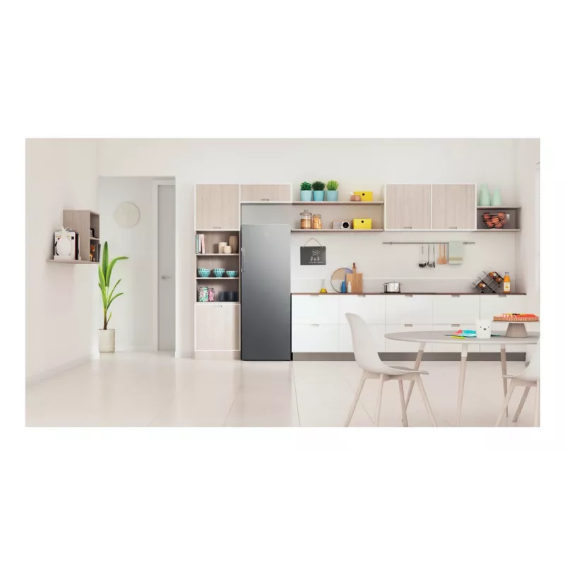 Indesit SI6 2 S EU chladnička voľne stojaca 323 L strieborná