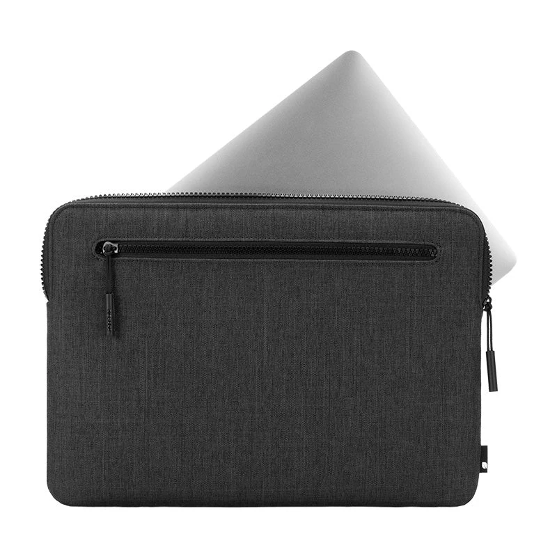 Incase Compact Sleeve s Woolenex pre 14
