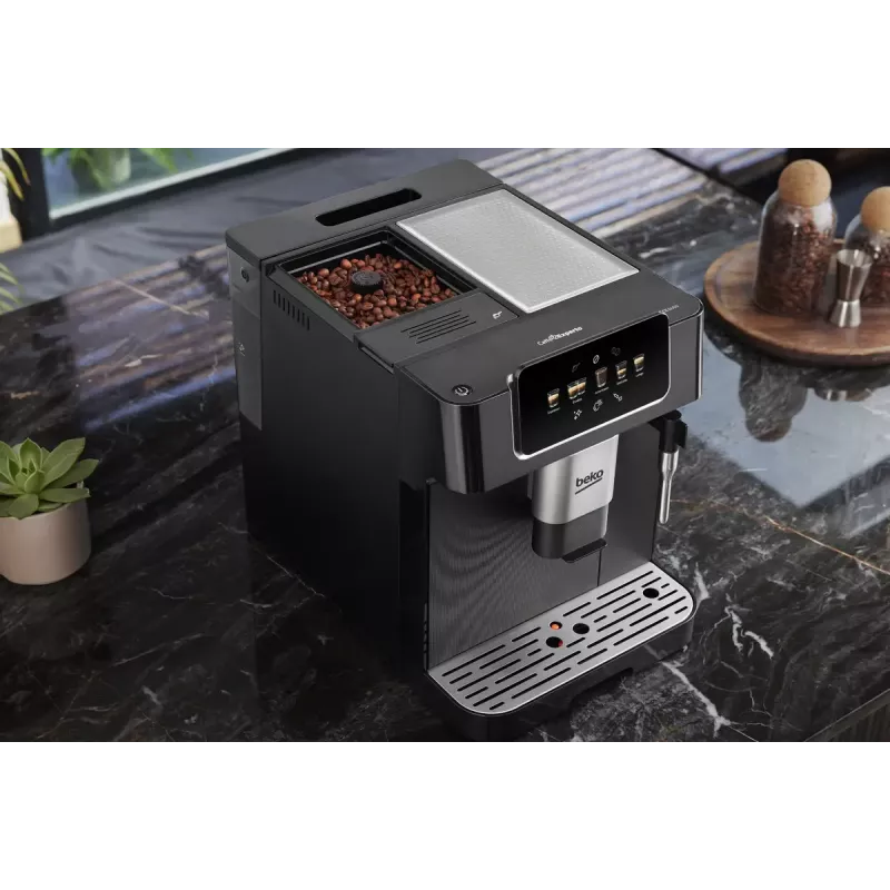 Beko CEG7302B CaffeExperto kávovar s parnou tryskou
