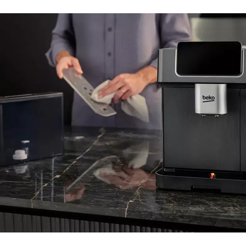 Beko CEG7302B CaffeExperto kávovar s parnou tryskou