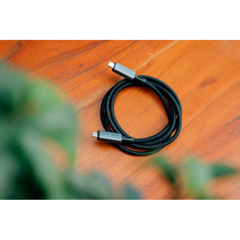Verbatim Sync & Charge USB C na USB C 240W 40 Gbit/s 120 cm, 1,2 m, USB C, USB C, USB4 Gen 2x2, 40 Gbit/s, čierna