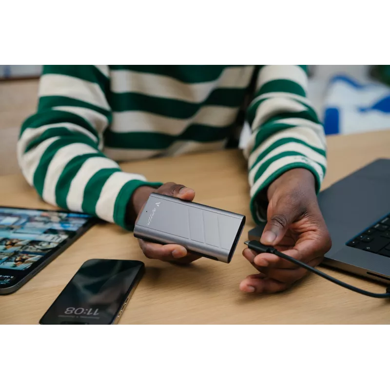 Verbatim TurboMetal SSD USB4 1TB USB Type-C USB4 Gen 2x2 strieborná