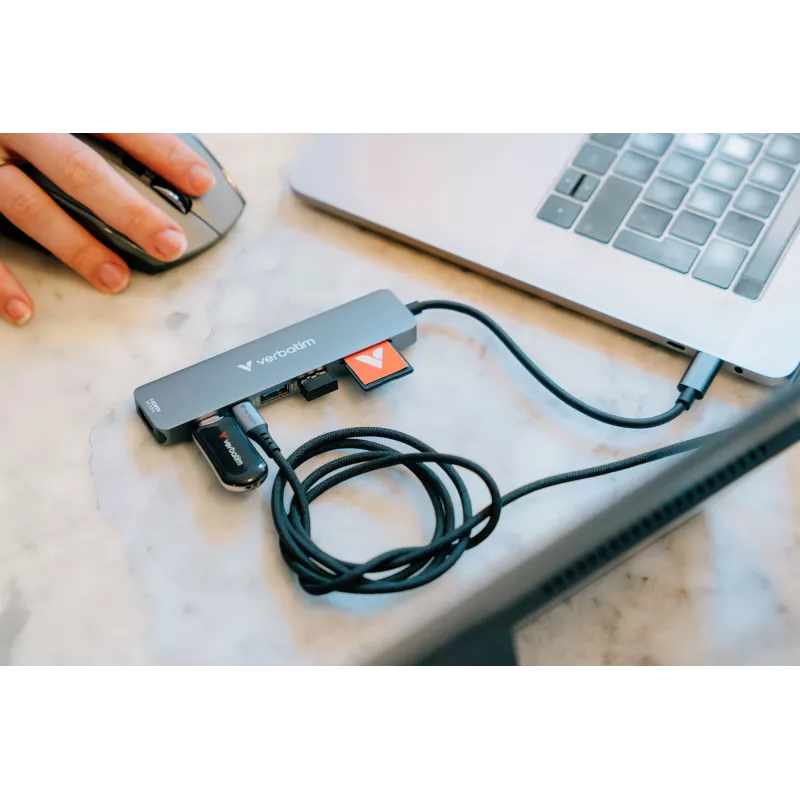 Verbatim USB-C Essentials multiport hub 7 portov: HDMI, USB-C, USB-C 3.2 Gen 1, 2 x USB-A 3.2 Gen 1, SD & microSD
