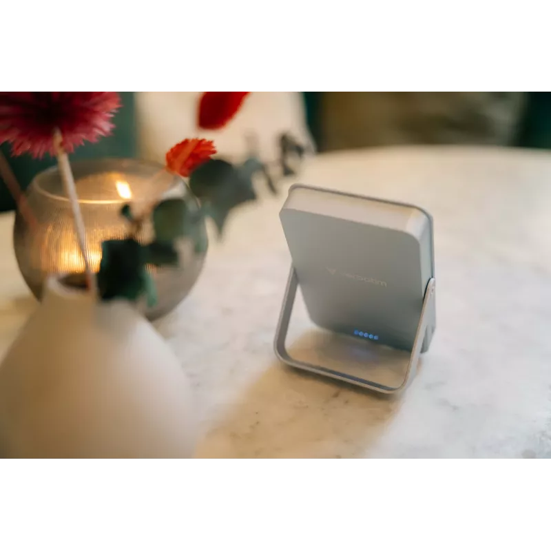 Verbatim Charge 'n' Go magnetická bezdrôtová powerbank so stojanom – 10000 mAh čierna
