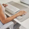 Fellowes opierka zápästia Breyta Palm Rest s antibakteriálnou ochranou ergonomická opierka zápästia Sand