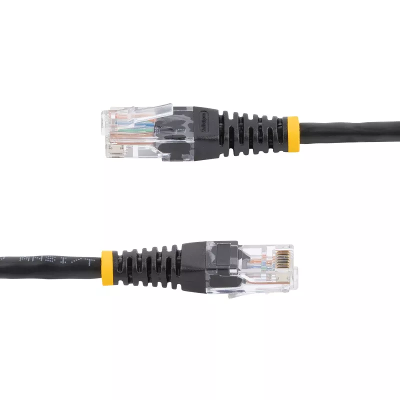 StarTech.com Cat5e patchnový kábel so zaliateymi RJ45 konektormi – 15 m – čierny