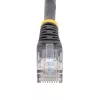 StarTech.com Cat5e patchnový kábel so zaliateymi RJ45 konektormi – 15 m – čierny