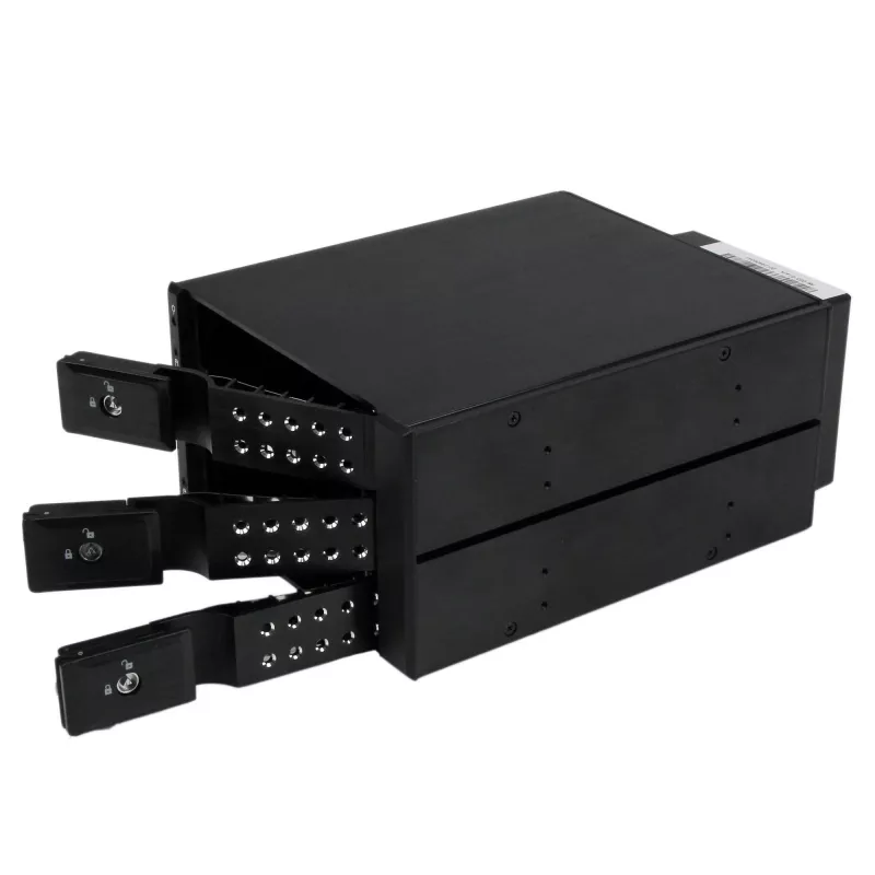 StarTech.com 3-slotový hliníkový tray-less hot-swap mobilný rack backplane pre 3,5