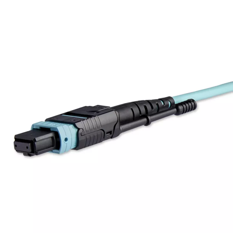 StarTech.com 10 m (30 ft) MTP(F)/PC na 4x LC/PC duplex breakout OM3 multimode optický kábel, OFNP Plenum, 40G siete, nízky útlm vloženia – optický jumper kábel