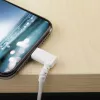 StarTech.com 1 m robustný USB-A na Lightning kábel – biela 90° zahnutý odolný aramidové vlákno USB Type-A na Lightning nabíjací/sync kábel – Apple MFi certifikovaný – iPhone