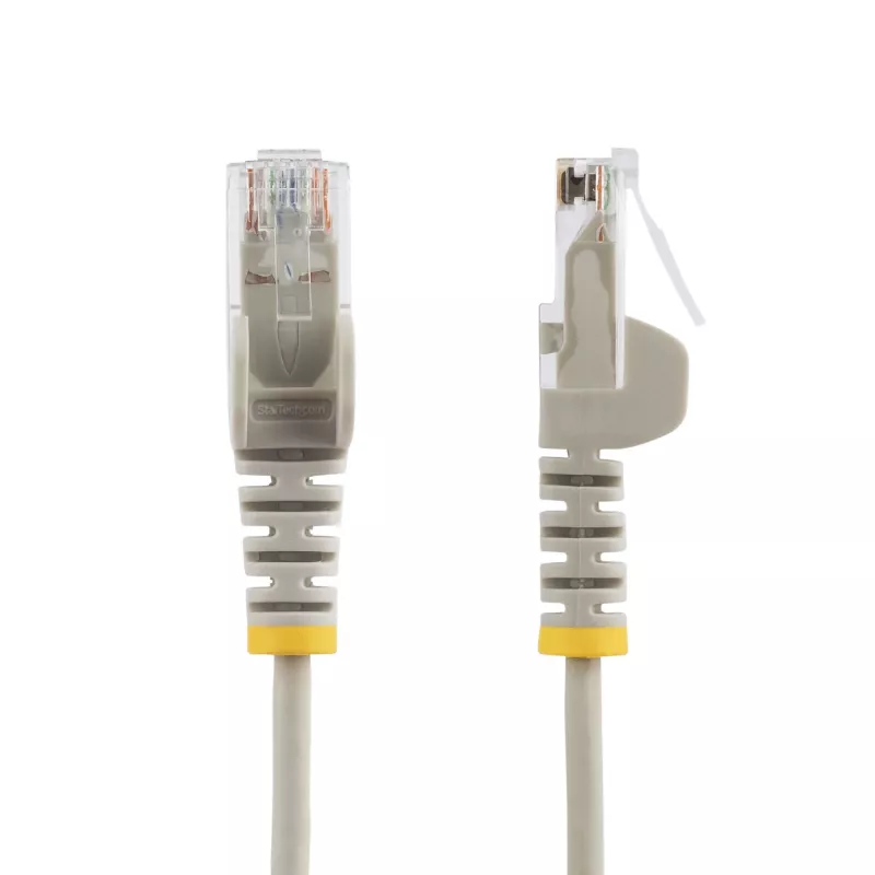 StarTech.com 1 m CAT6 kábel – tenký – RJ45 konektory samec bez západky – sivý
