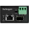 StarTech.com PoE+ priemyselný konvertor médií z optického vlákna na Ethernet 30W - SFP na RJ45 - Singlemode/Multimode optické vlákno na medený Gigabit Ethernet - mini/kompaktná veľkosť - IP-30/ -40 až +75°C