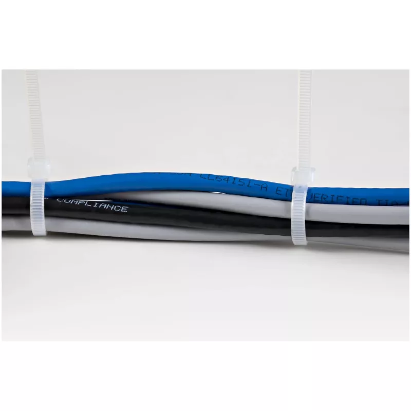 StarTech.com 10 inch (25 cm) viazacie pásky – 1/8 inch (4 mm) široké, 2-5/8 inch (68 mm) priemer zväzku, 50 lb (22 kg) pevnosť v ťahu, samosvorné nylonové viazacie pásky so zahnutým hrotom – 94V-2/UL certifikované, 100 ks balenie – biele