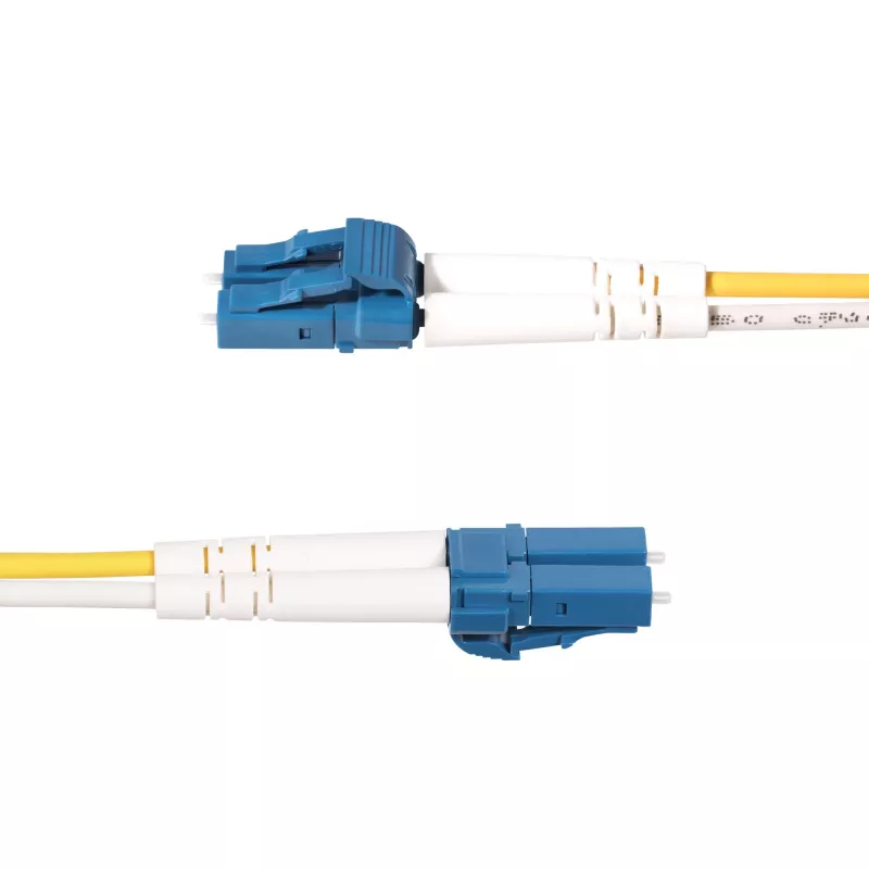 StarTech.com 25m (82ft) LC na SC (UPC) OS2 singlemode duplex optický kábel, 9/125µm, 100G, odolný voči ohybu, nízky útlm – LSZH optický patch kábel