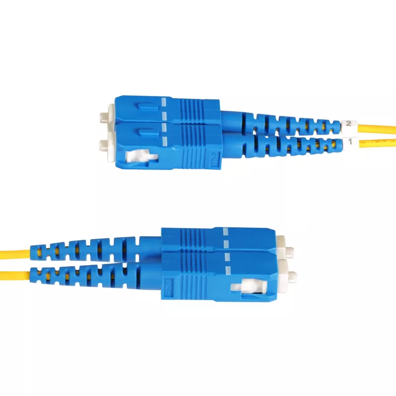 StarTech.com 50m (164ft) LC na SC (UPC) OS2 singlemode duplex optický kábel, 9/125µm, 100G, odolný voči ohybu, nízky útlm – LSZH optický patch kábel