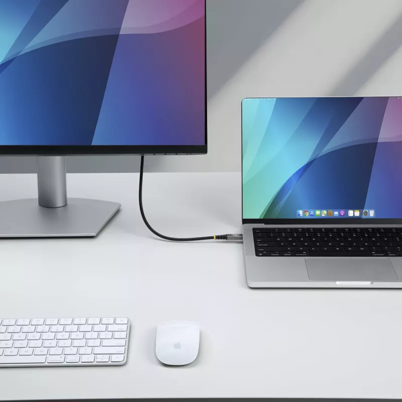 StarTech.com 1,5m (5ft) USB4 kábel, 80Gbit/s, USB-IF certifikovaný USB-C kábel, 240W PD, 8K 120Hz/4K 240Hz DP2.1 DP80, TPE plášť, kompatibilný s Thunderbolt 4 – čierny USB-C kábel