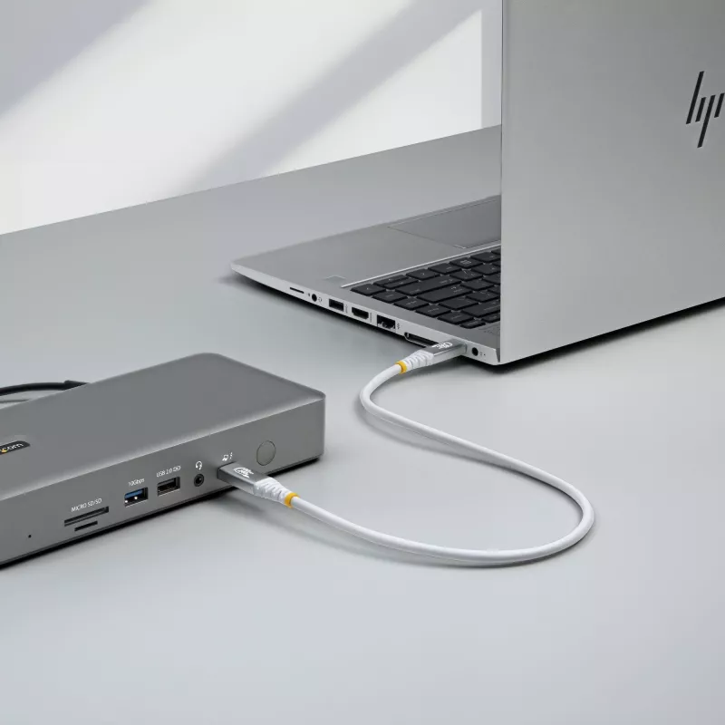 StarTech.com 1 m (3 ft) USB4 kábel, 80 Gbit/s, USB-IF certifikovaný USB-C kábel, 240 W PD, 8K 120 Hz/4K 240 Hz DP2.1 DP80, TPE plášť, kompatibilný s Thunderbolt 4 – biely USB-C kábel