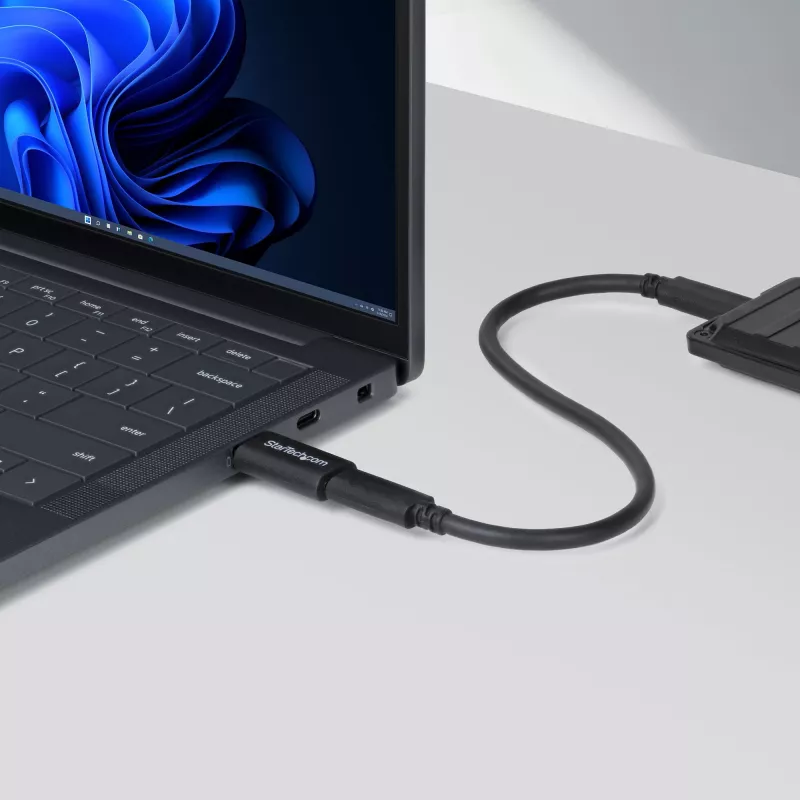 StarTech.com USB-A na USB-C adaptér, USB-A konektor samec na USB-C konektor samica konvertor, USB 10Gbps, 5V 900mA, USB na USB-C adaptér pre USB-A nabíjačky/huby
