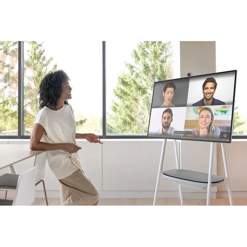 APC Smart-UPS Charge mobilná batéria pre Microsoft Surface Hub 2S & Surface Hub 3