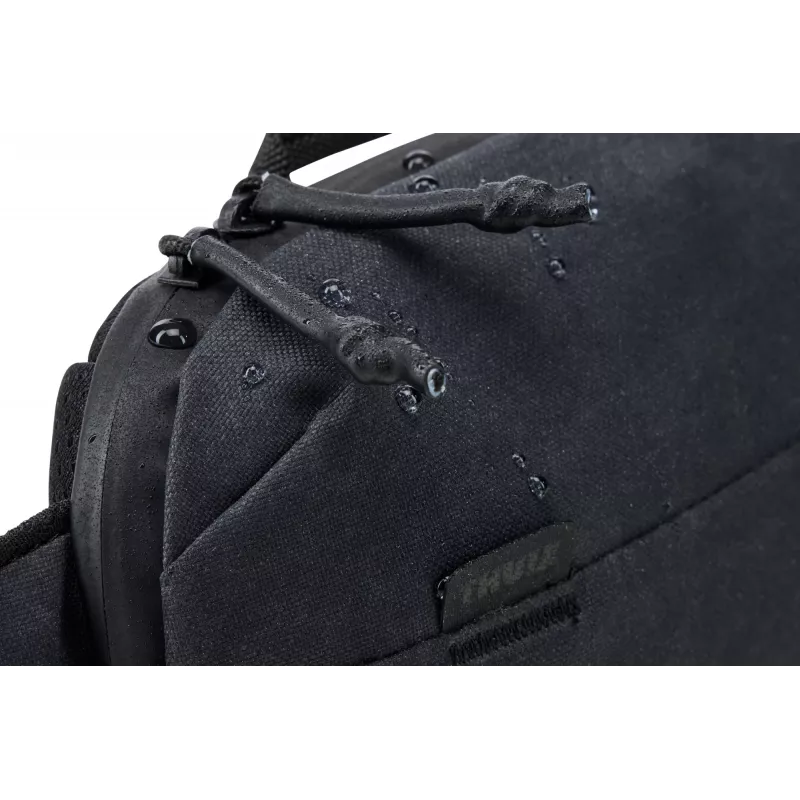 Thule Aion TASB102 – čierna ľadvinka polyester