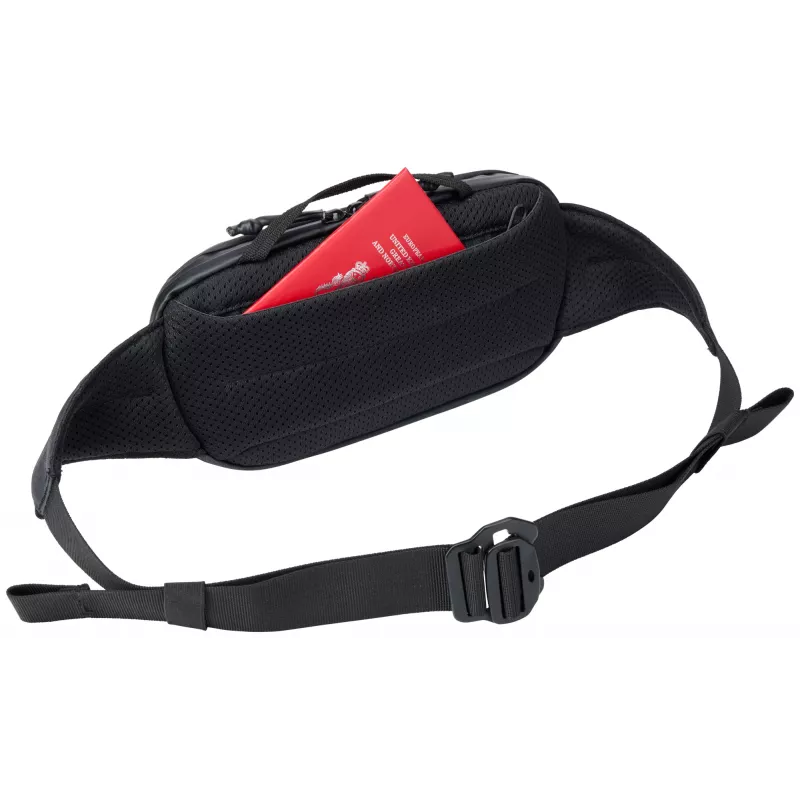 Thule Aion TASB102 – čierna ľadvinka polyester