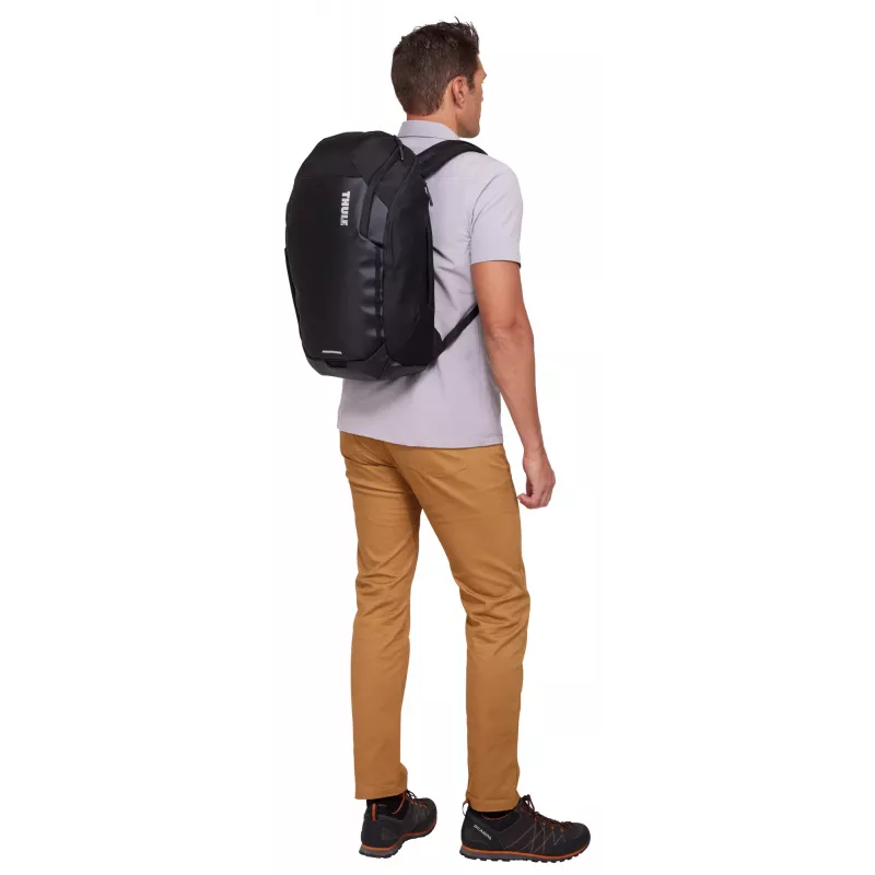 Thule Chasm TCHB215 čierny batoh ležérny batoh polyester