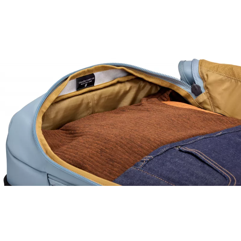 Thule Chasm Carry-on cestovná taška na kolieskach 55 cm, 40 L, Pond Gray, TCCO222