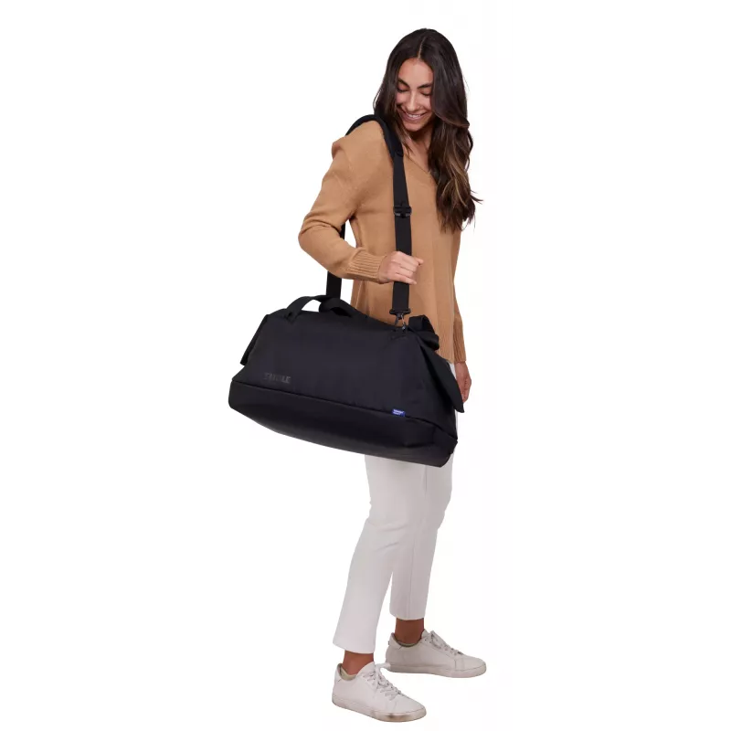 Thule Subterra 2 TSWD435 čierna cestovná taška 35 L polyester
