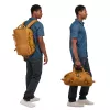 Thule Chasm TDSD301 zlatohnedý vak 30 l polyester hnedý, zlatý