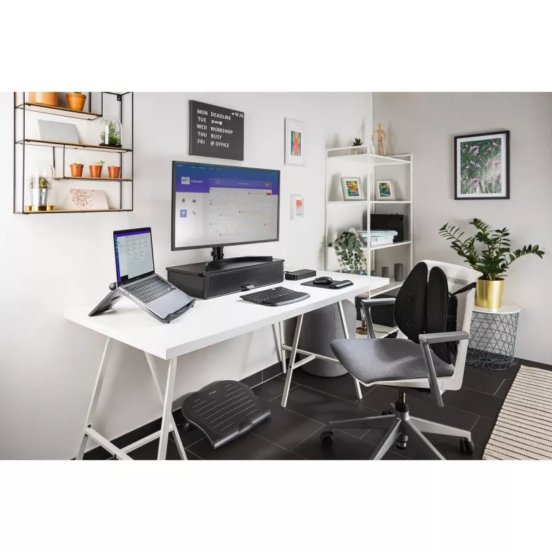 Kensington SmartFit Easy Riser chladiaci stojan na notebook - čierny