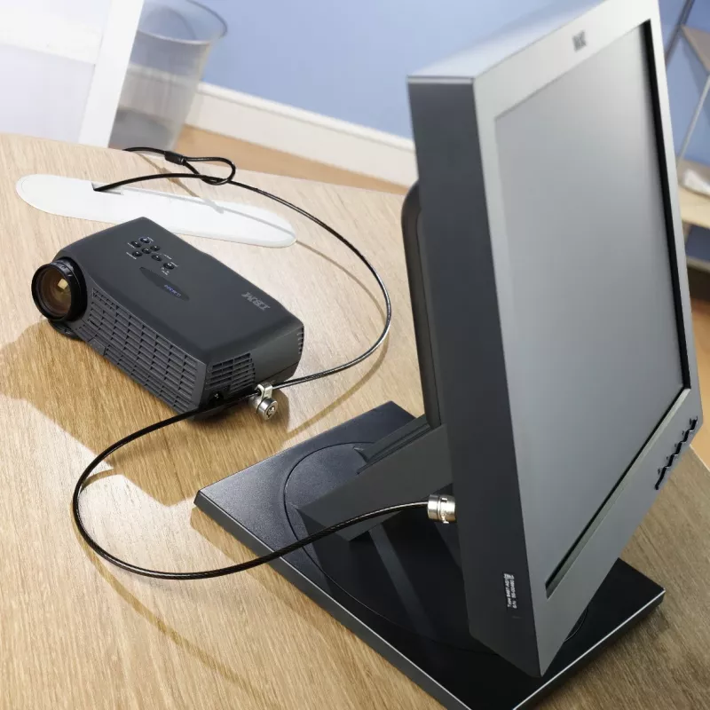 Kensington MicroSaver® Keyed Twin zámok na notebook, 2,2 m, okrúhly kľúč, oceľ
