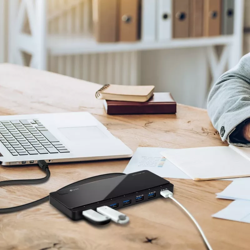 TP-Link UH700 rozbočovač USB 3.2 Gen 1 (3.1 Gen 1) Micro-B 5000 Mbit/s čierny