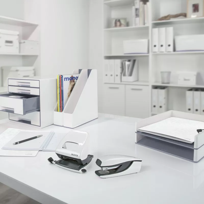 Leitz zakladač Active PP WOW A4/80 mm, A4, D-krúžok, na ukladanie, polyfoam, biela, 500 listov