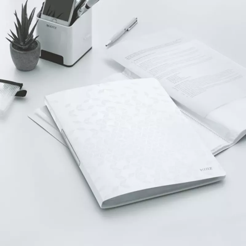 Leitz WOW zakladač s prehľadovými obalmi PP 20 obalov, biela, polyvinylchlorid (PVC), 20 obalov, A4, 231 mm, 13 mm
